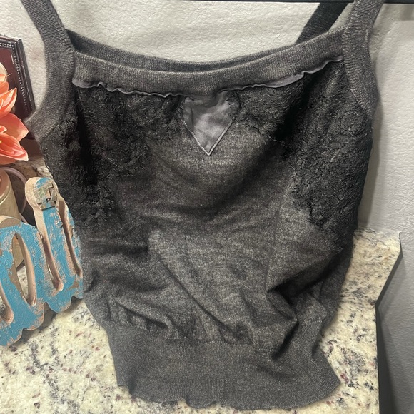 Dolce Gabbana women’s top - Picture 3 of 3